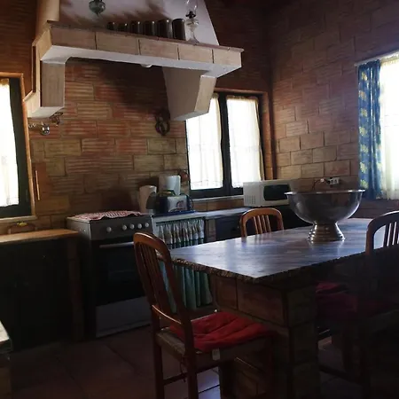 E - Countryside 2 Bed Pinheiral
