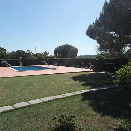 E - Countryside 2 Bed Apartment Pinheiral